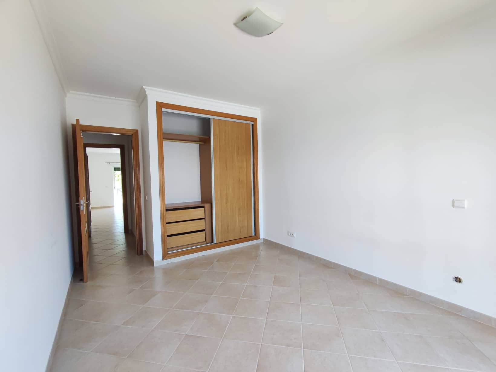 2 bedroom apartment in Olhos de Água