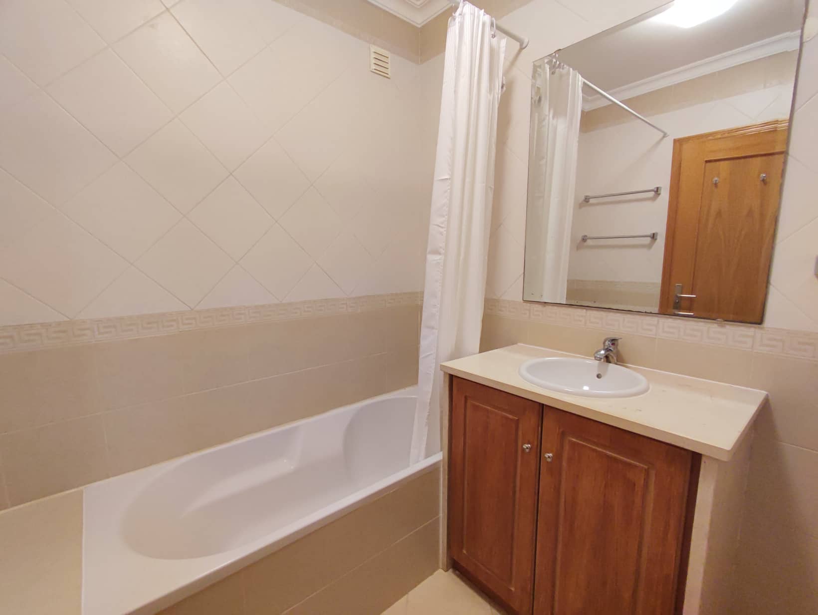 2 bedroom apartment in Olhos de Água